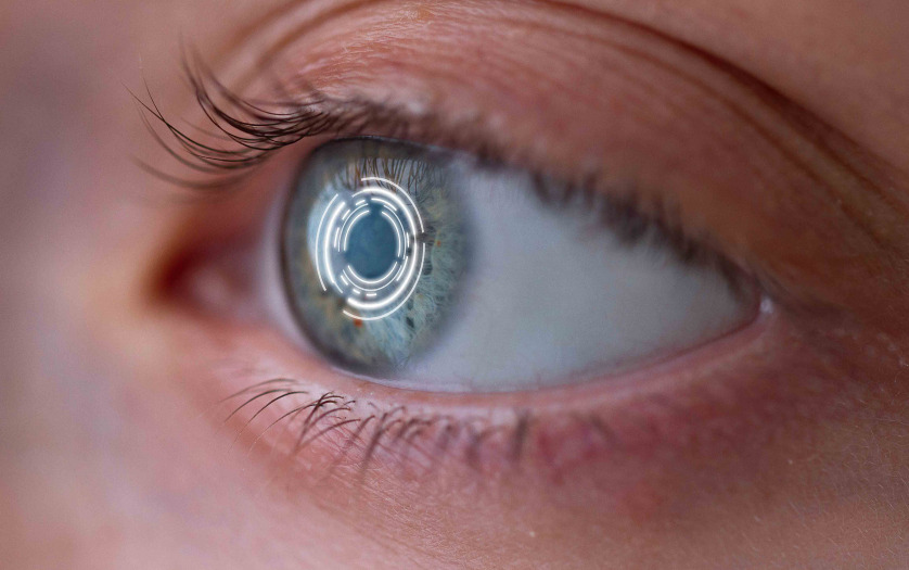 Mắt bionic đem đến hy vọng cho những người mất thị lực